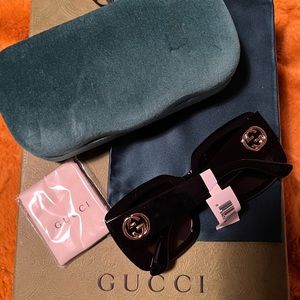 Black Gucci Sunglasses
